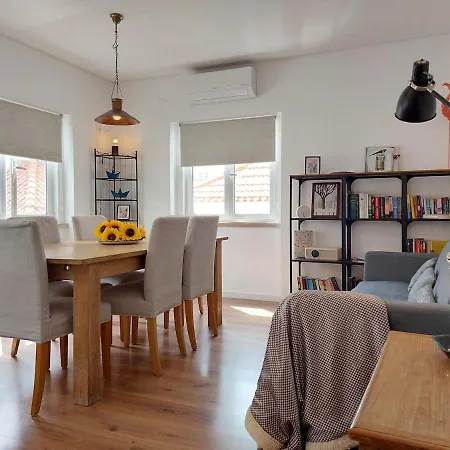 Apartman Parrot House *