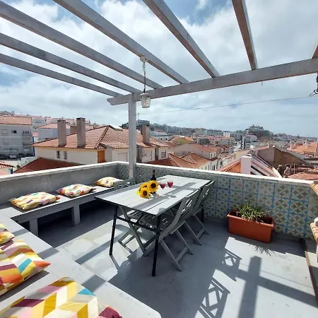 Parrot House Apartament Ericeira